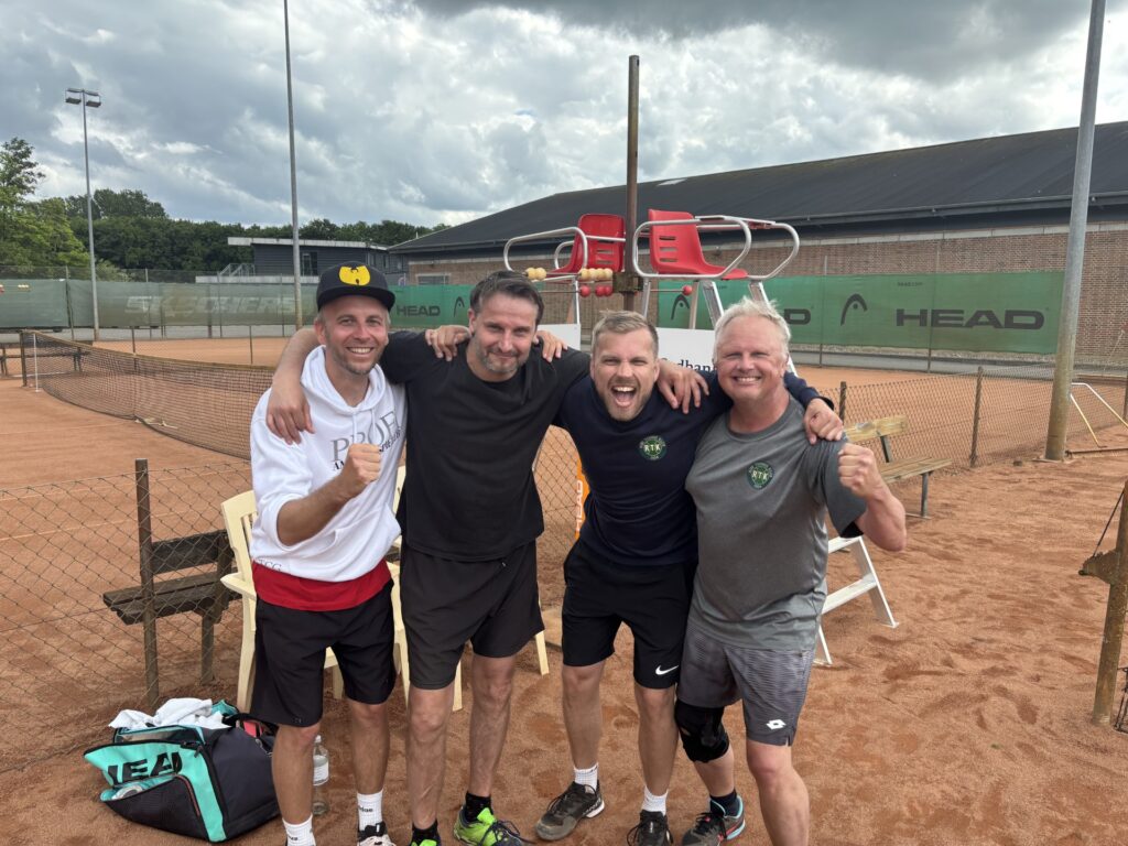 3. divisionsholdet: Alexander Hansen, Henrik Bro Lund, Nick Pedersen og Jan Puggaard (Christian Hansen mangler)